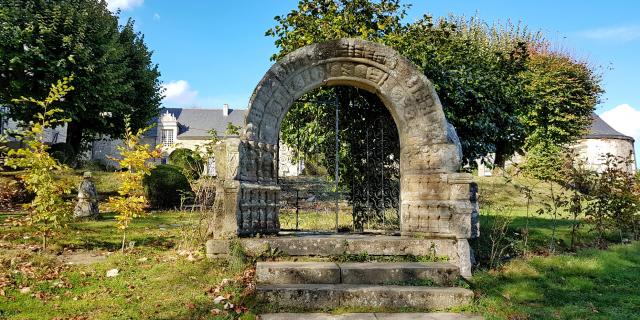 Parc du château de Rochefort En Terre Portail