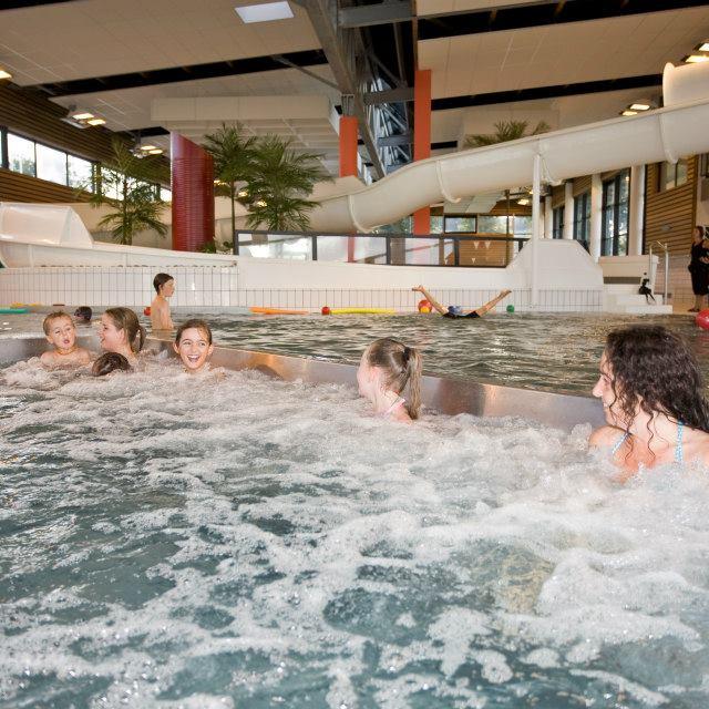 Piscine Beau Soleil Questembert ©m. Gross