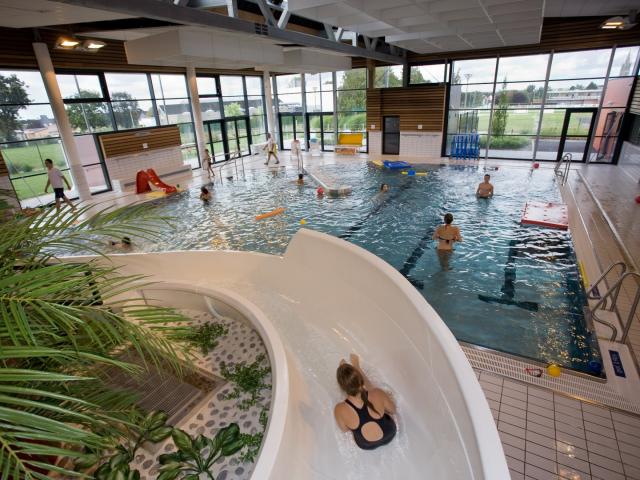 Toboggan Piscine Beau Soleil Questembert (1)