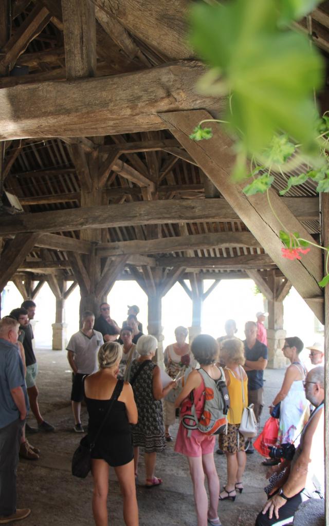 Visite Guidée De Questembert Halles (1)