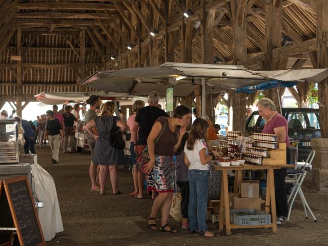 Marché De Questembert Mercredi Halles