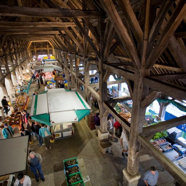 Marché Halles De Questembert