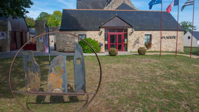 Baudu Caden Mairie Int