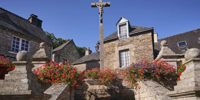 vieux-bourg.jpg