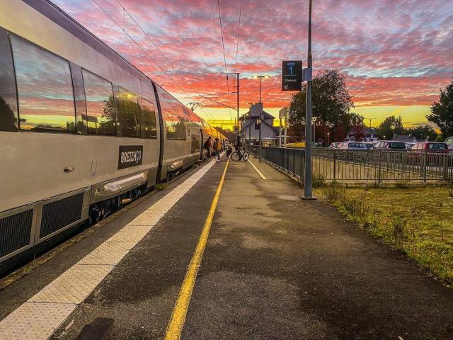 Gare Sncf De Questembert Morbihan