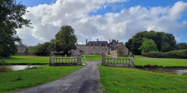 Visite du château De La Grationnaye à Malansac