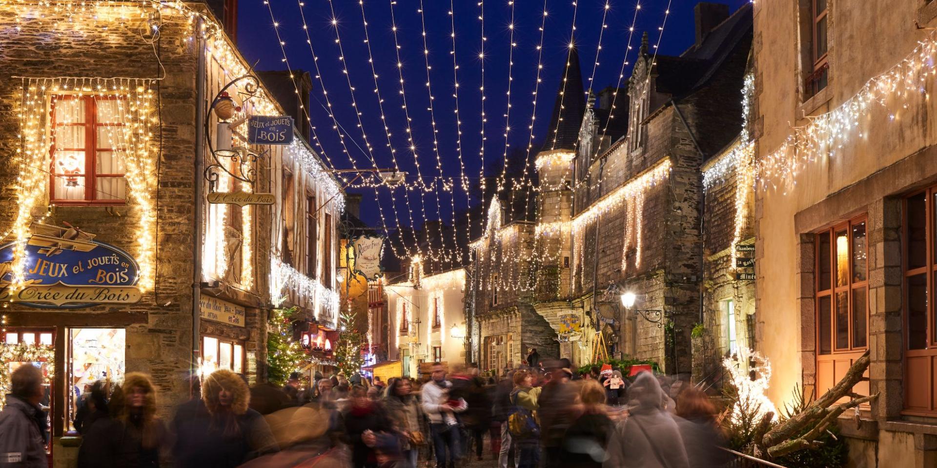 Christmas Illuminations Rochefort-en-Terre