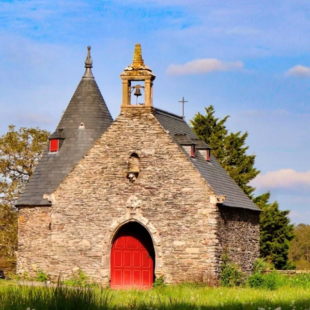 Chapelle dans le parc du château