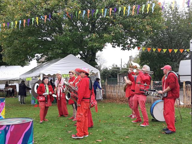 Fete De La Chataigne Limerzel Fanfare
