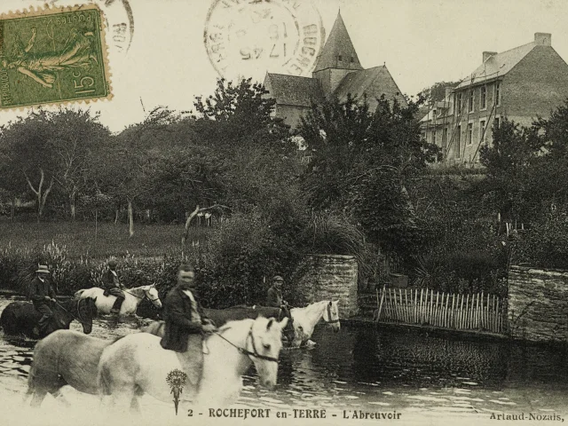Etang Chevaux Lavoir Rochefort En Terre Web