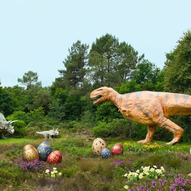 Jurassique Pâques au Parc de Préhistoire de Bretagne