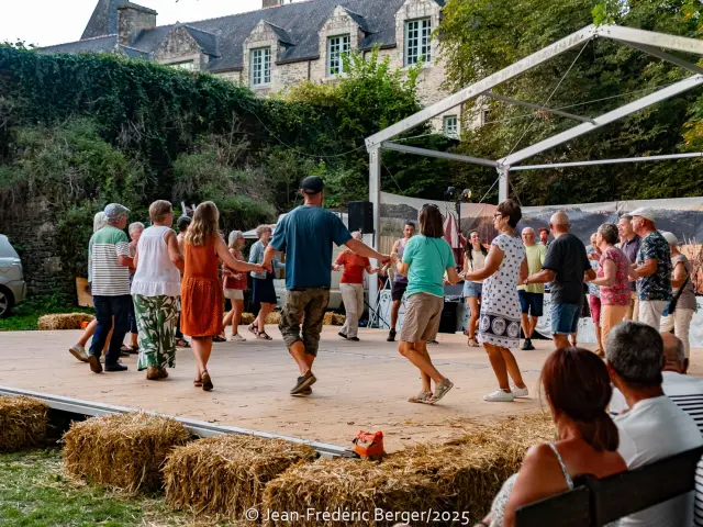 Fest-Noz au château de Rochefort-en-Terre