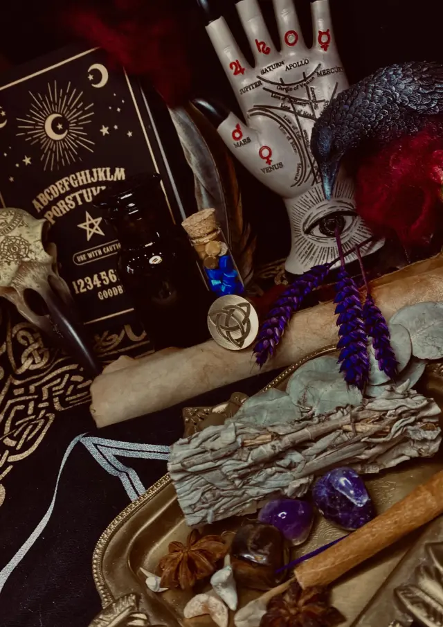 Atelier Mystiques La Sorciere Du Chateau